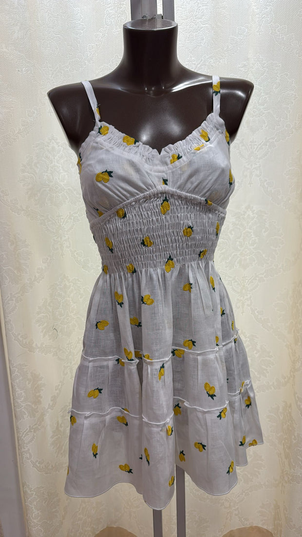 Ornella short lemon embroidered