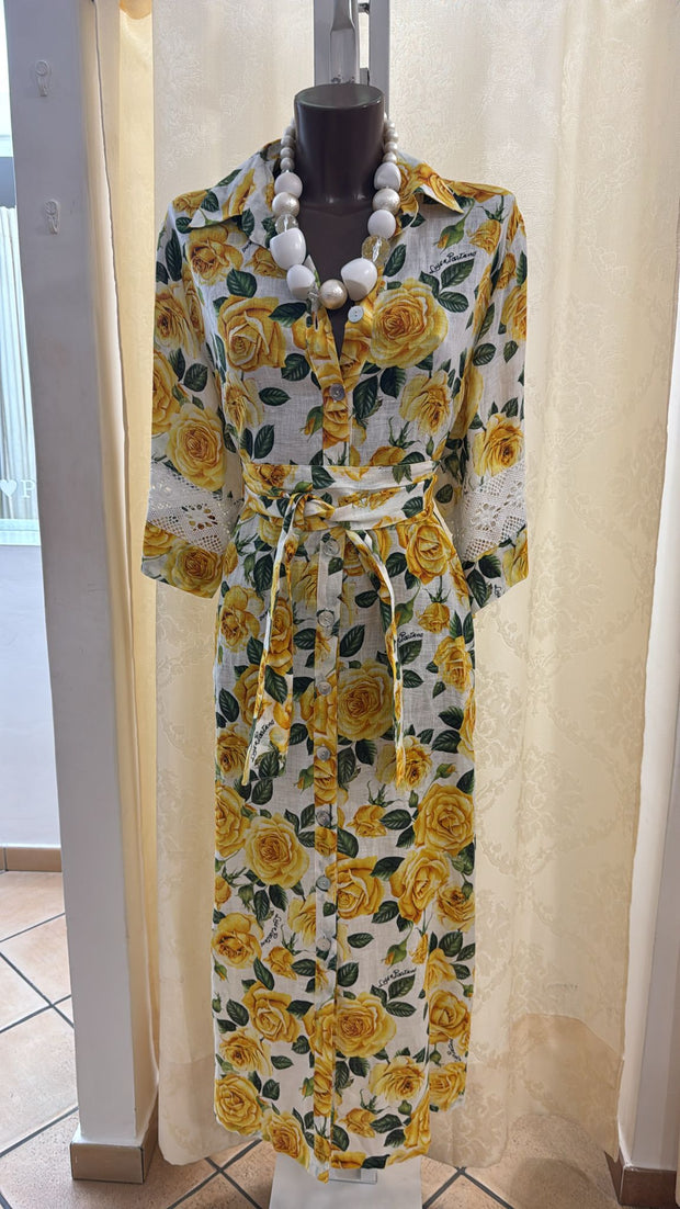 Virginia yellow roses