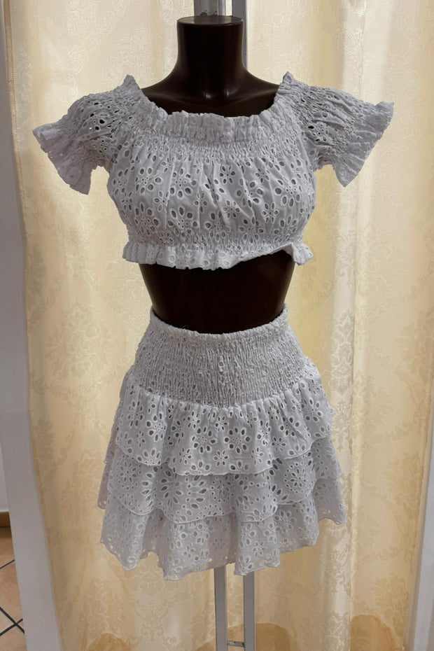 Lace white set top fiocco and daisy skirt